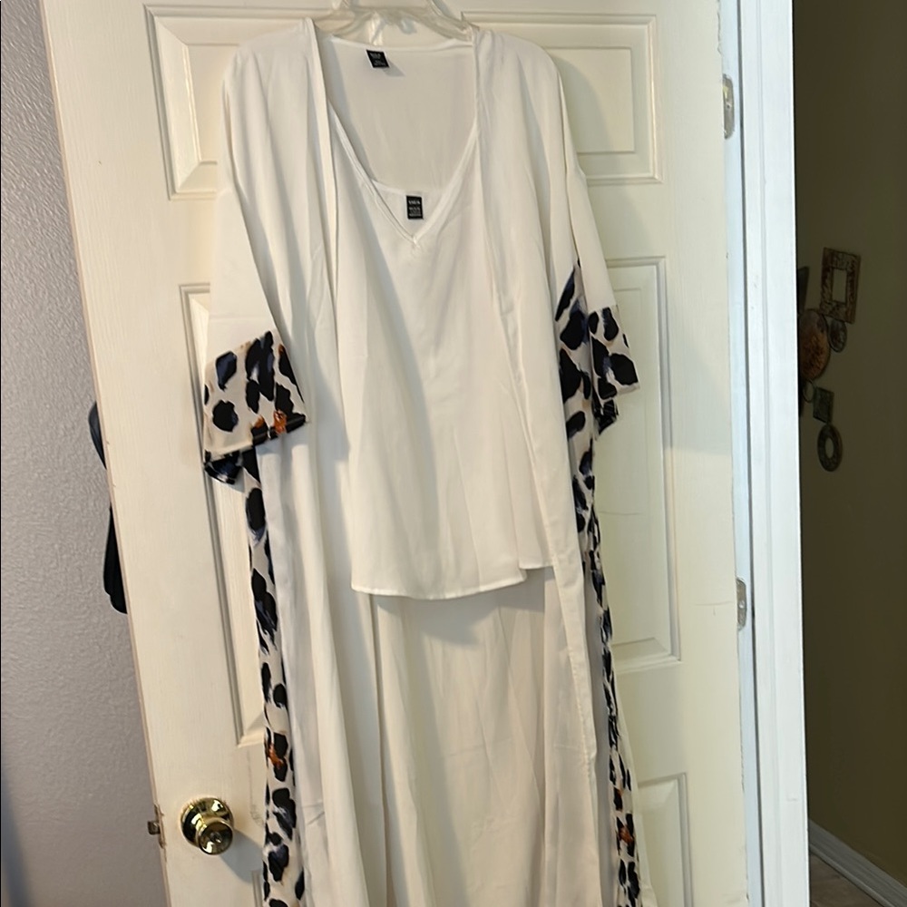 White Kimono-Style Duster with Leopard Trim - Women Other